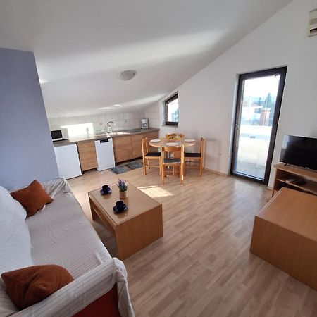Apartmani Vukovic Punat Esterno foto